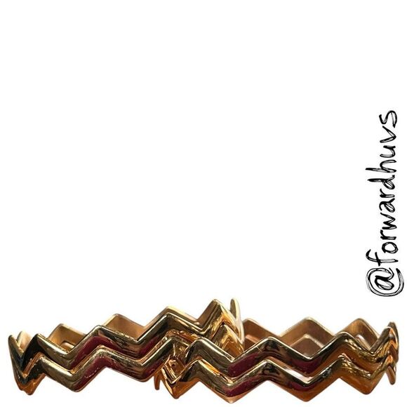 Set of 4 Smooth High-Shine Metal Bracelets - Classic Stackable Style - Picture 5 of 8